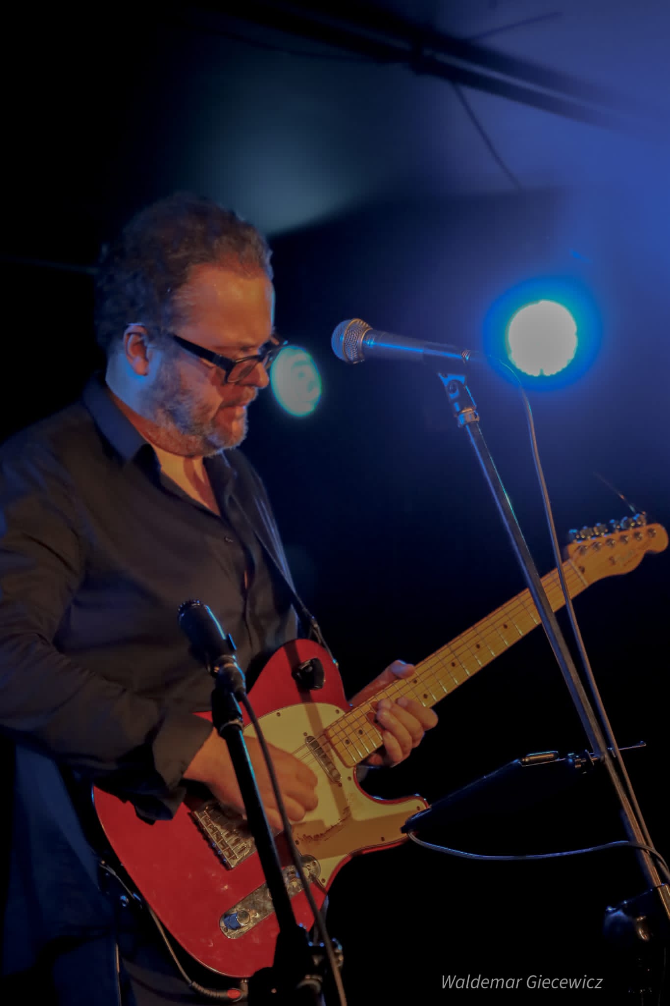Obraz dla galerii: 24.10.2021 Piotr Krakowski solo fot. Waldemar Giecewicz