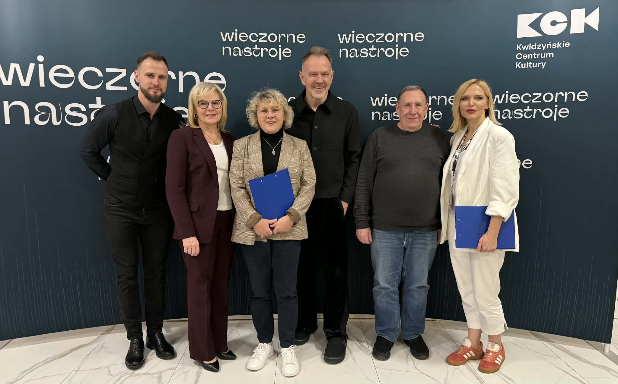 Obraz dla galerii: 21-23.11.2025 Wieczorne Nastroje kat. dorosłych